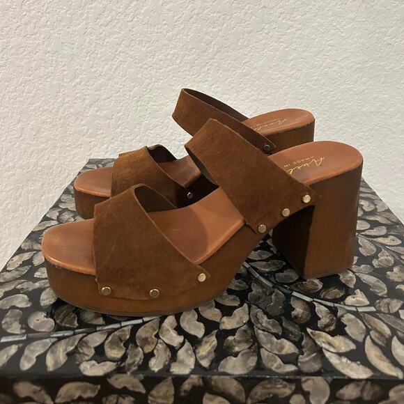 Nordstrom Brown Platform Heels - Picture 1 of 8
